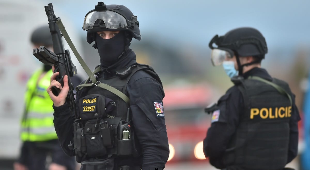 Wielka czystka u sąsiadów: Interpol i Europol uderzają w czeską mafię bukmacherską [RAPORT]